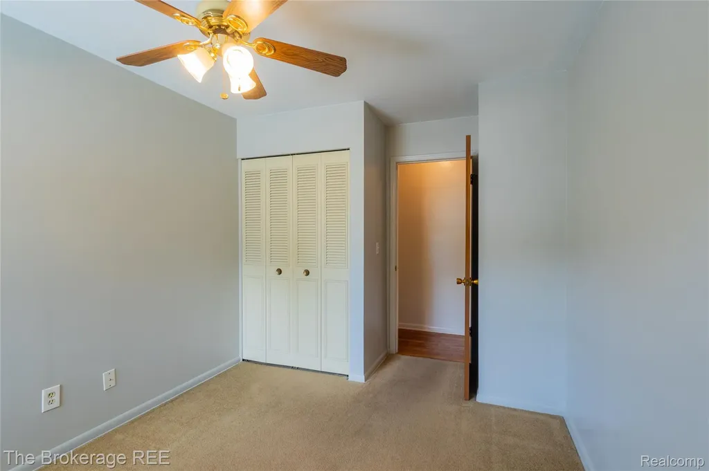 1382 Peachwood Drive Flint Charter Township MI 48507