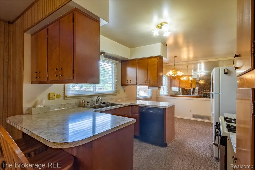 1382 Peachwood Drive Flint Charter Township MI 48507