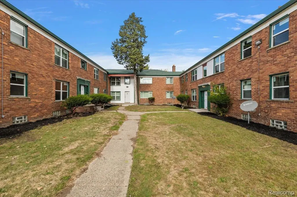 15860 Joy Road Detroit City MI 48228