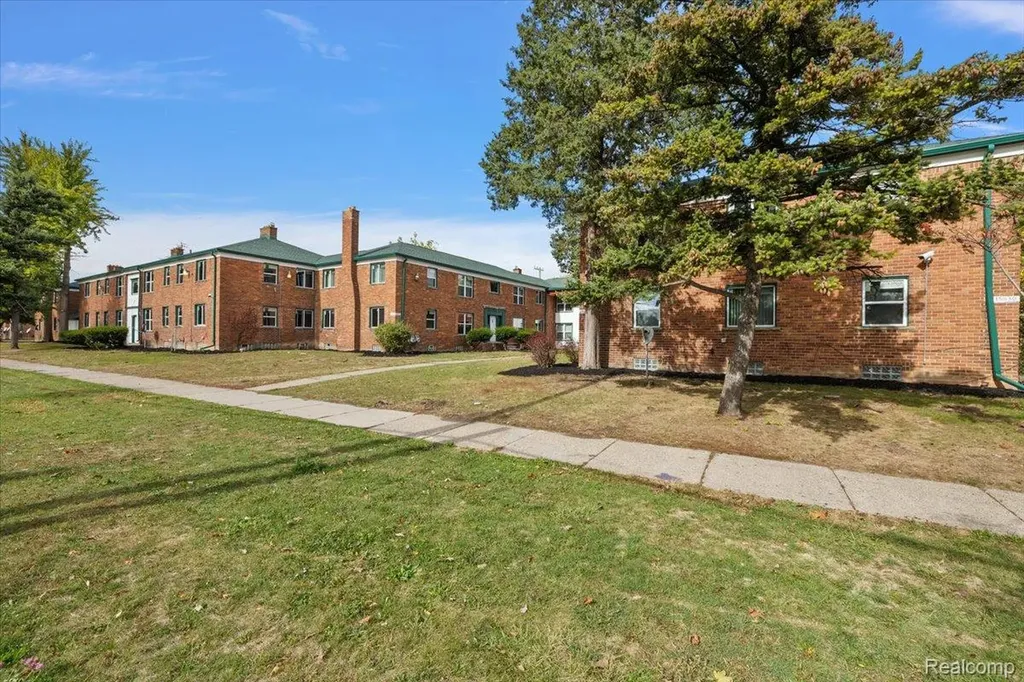 15860 Joy Road Detroit City MI 48228