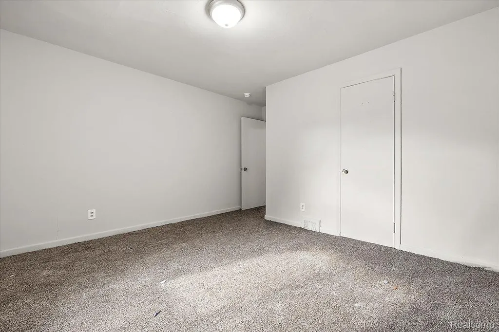 15860 Joy Road Detroit City MI 48228