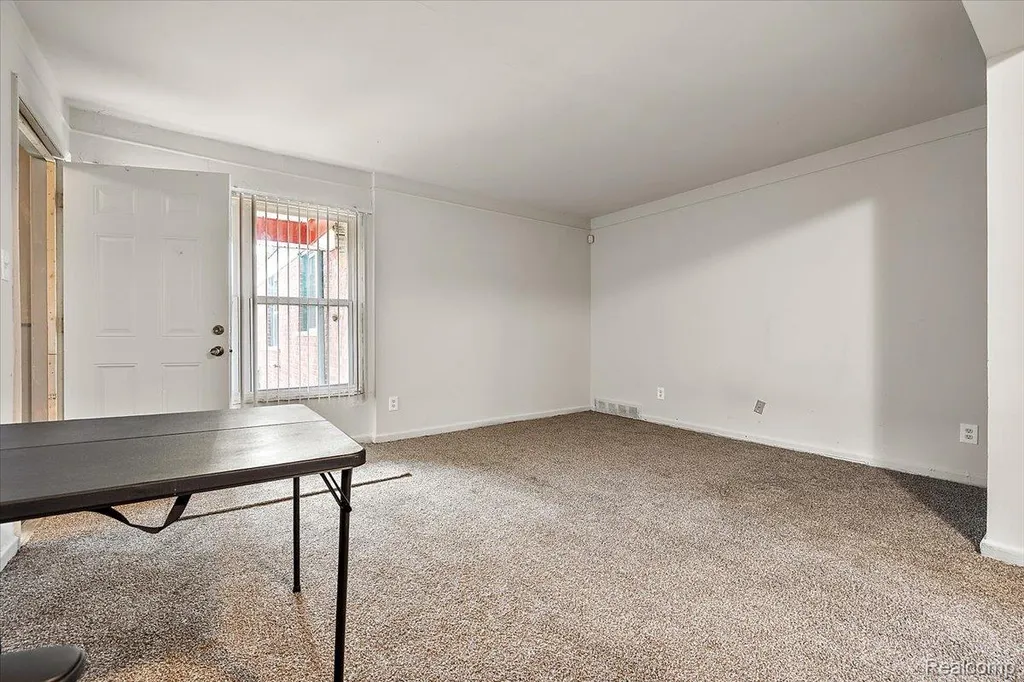 15860 Joy Road Detroit City MI 48228