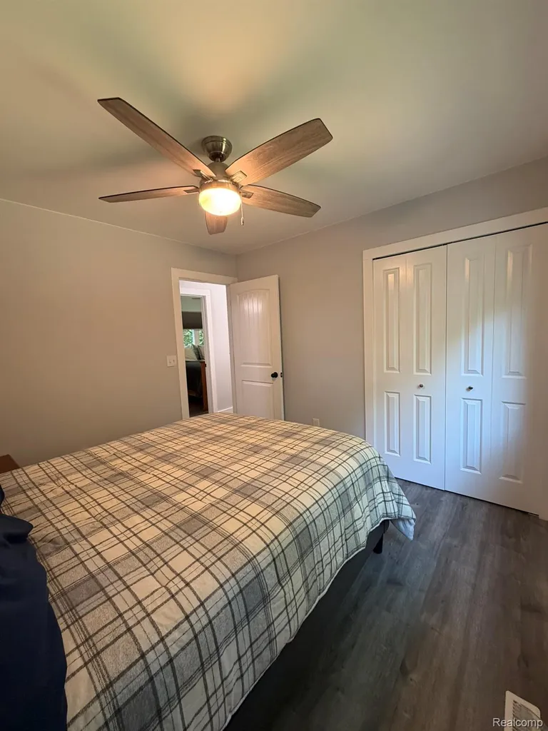 825 Rowlinson Lane Ortonville Village MI 48462