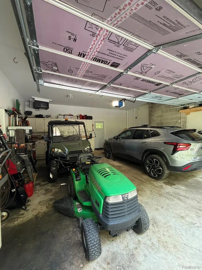 825 Rowlinson Lane Ortonville Village MI 48462