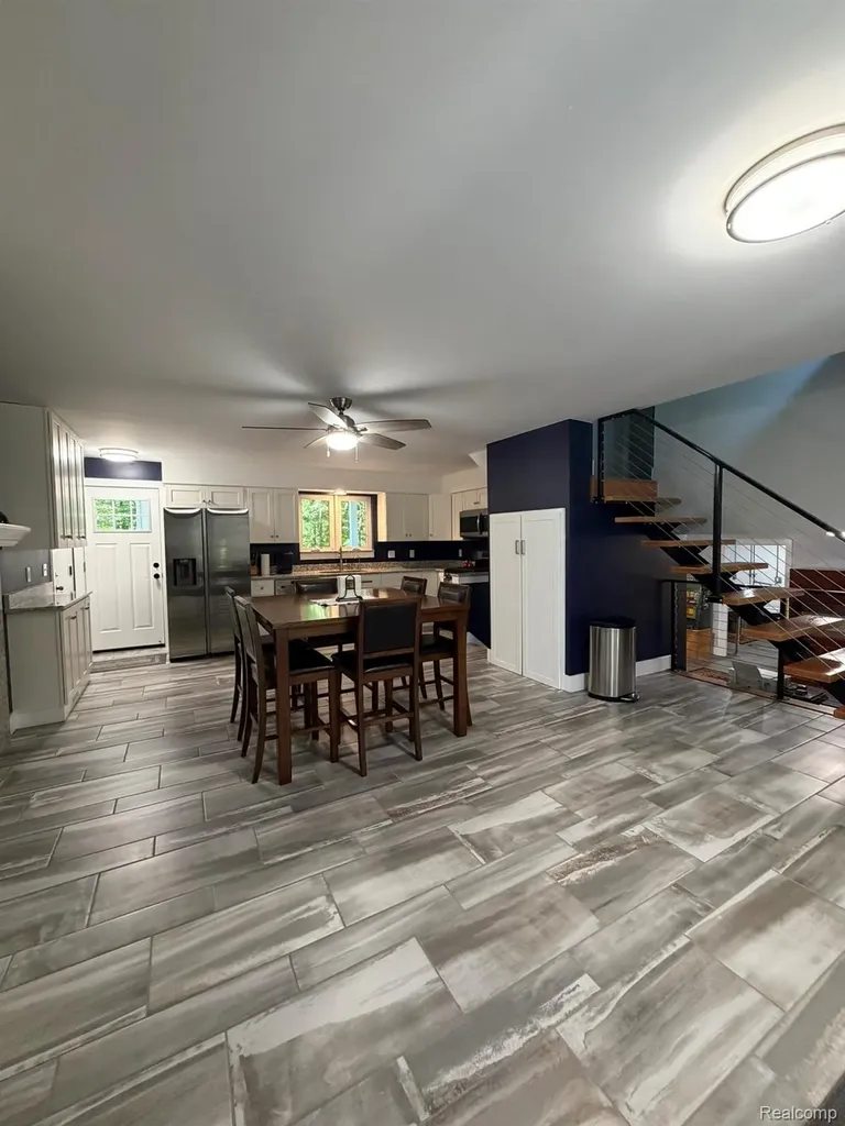 825 Rowlinson Lane Ortonville Village MI 48462