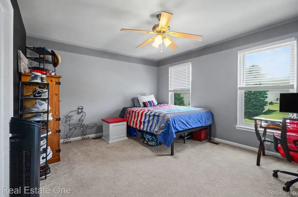 1809 Cheshire Lane Commerce Charter Township MI 48382