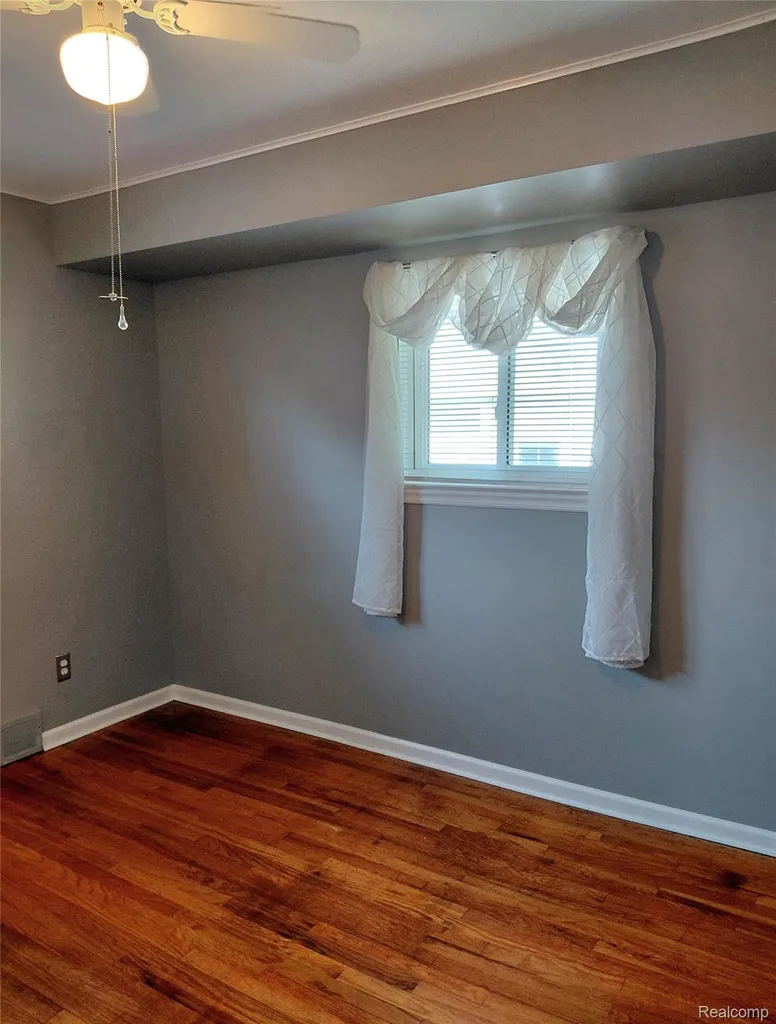 130 Shotka Street Westland City MI 48186