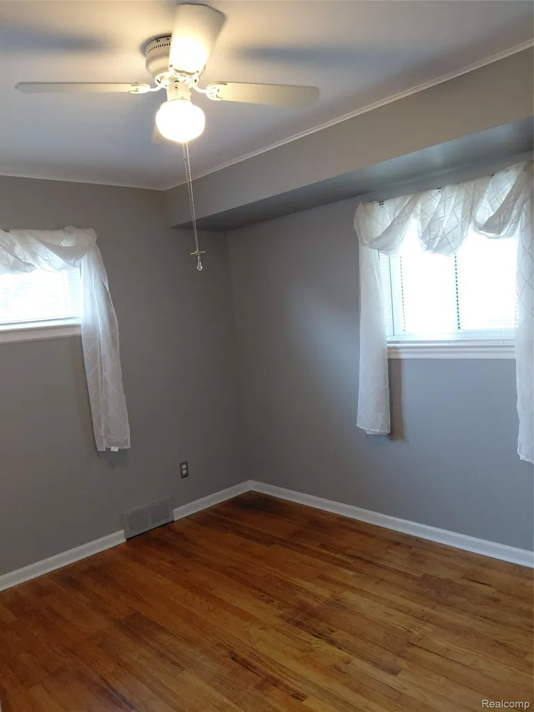 130 Shotka Street Westland City MI 48186