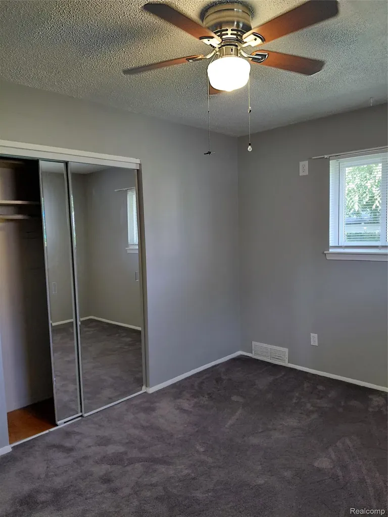130 Shotka Street Westland City MI 48186