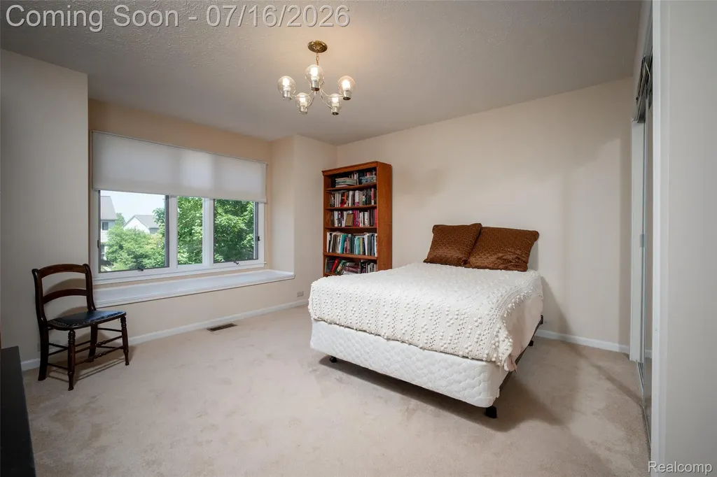 2039 Bancroft Drive Pittsfield Charter Township MI 48108