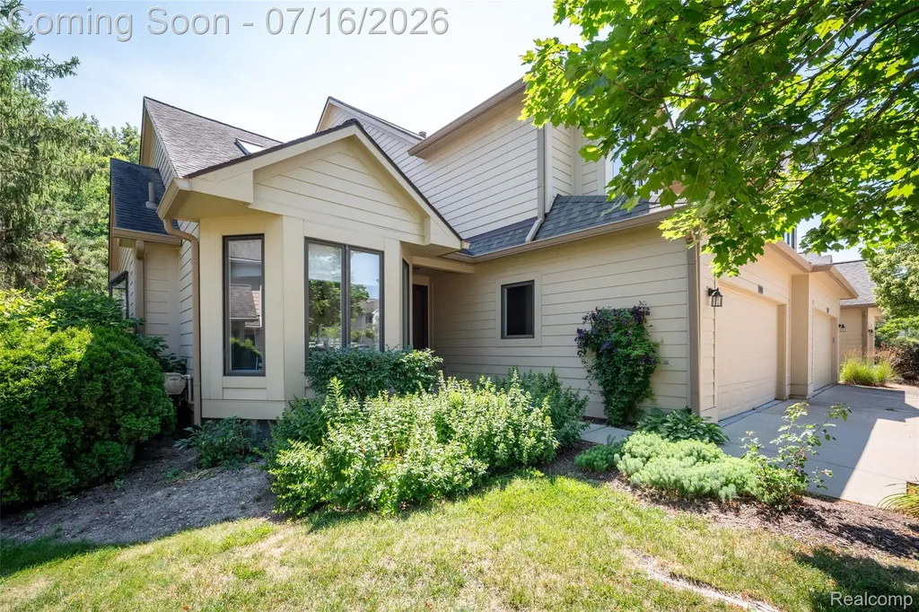 2039 Bancroft Drive Pittsfield Charter Township MI 48108