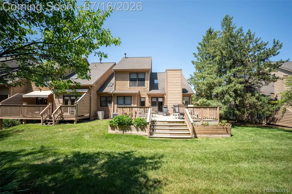 2039 Bancroft Drive Pittsfield Charter Township MI 48108