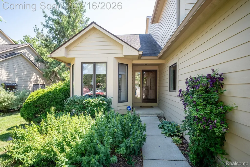 2039 Bancroft Drive Pittsfield Charter Township MI 48108