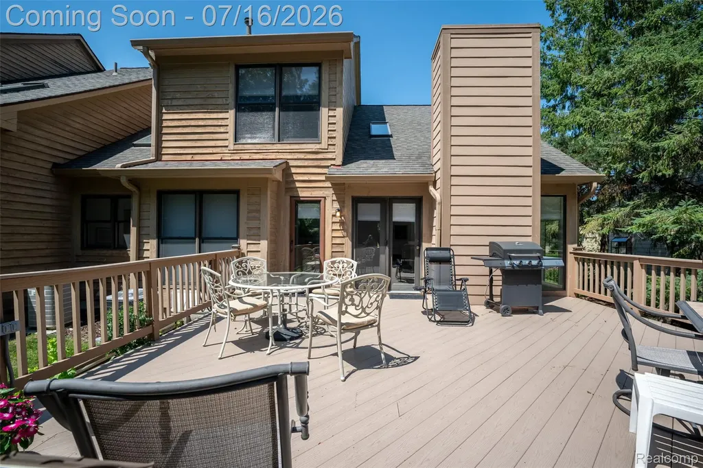 2039 Bancroft Drive Pittsfield Charter Township MI 48108