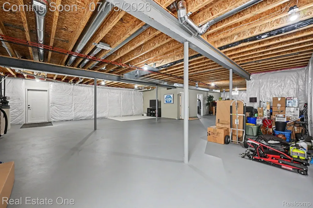 720 Scott Drive Highland Charter Township MI 48356