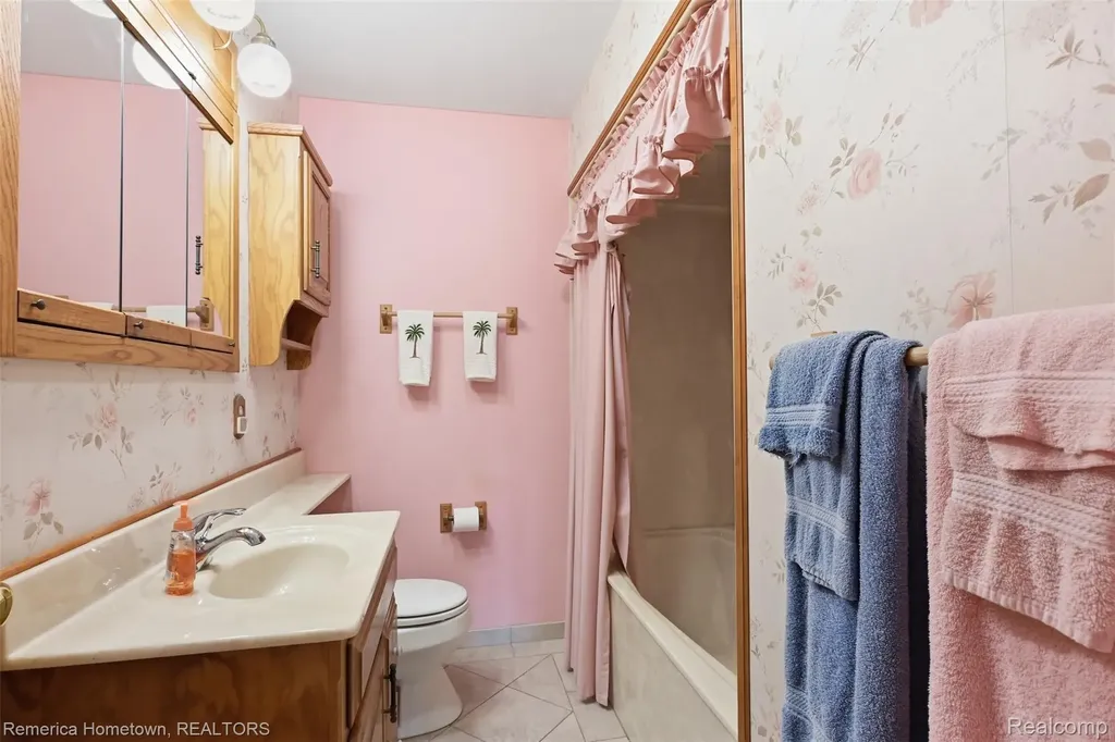 30410 Florence Street Garden City City MI 48135