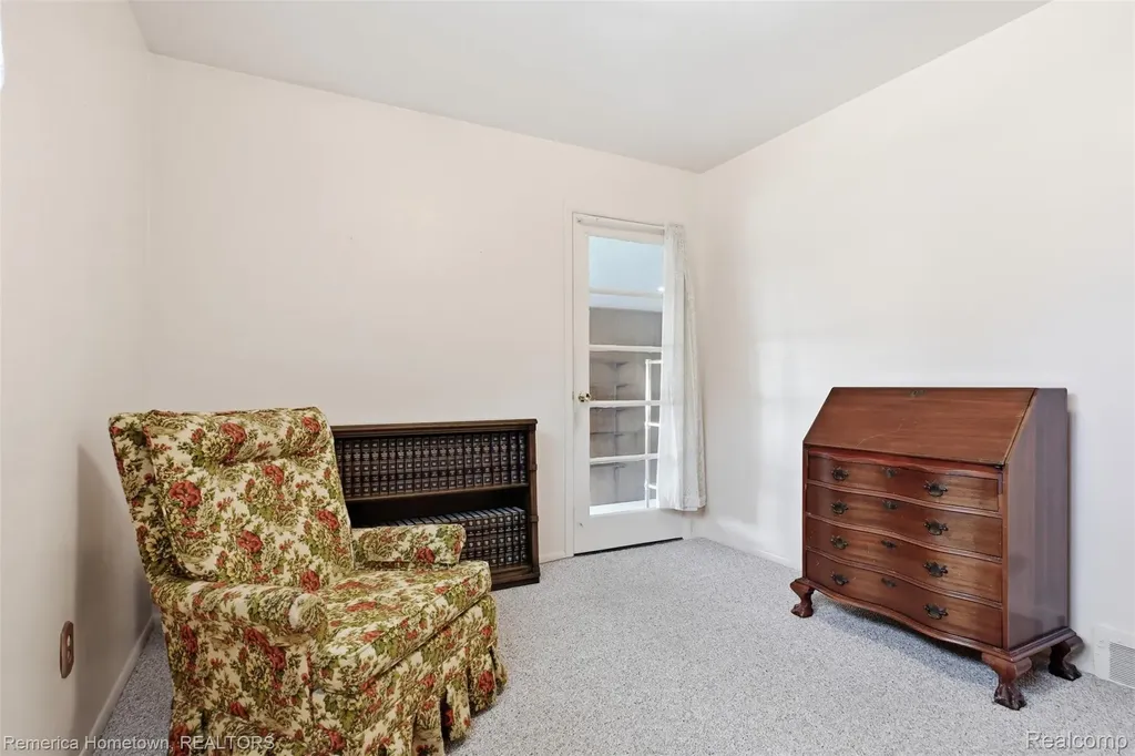 30410 Florence Street Garden City City MI 48135