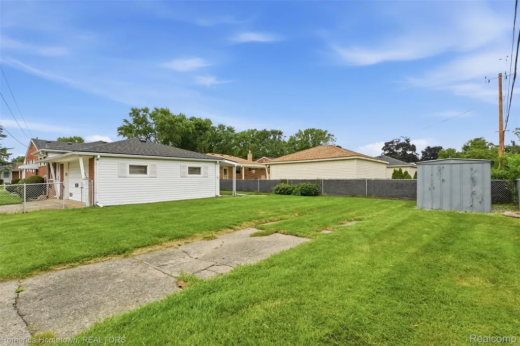 30410 Florence Street Garden City City MI 48135