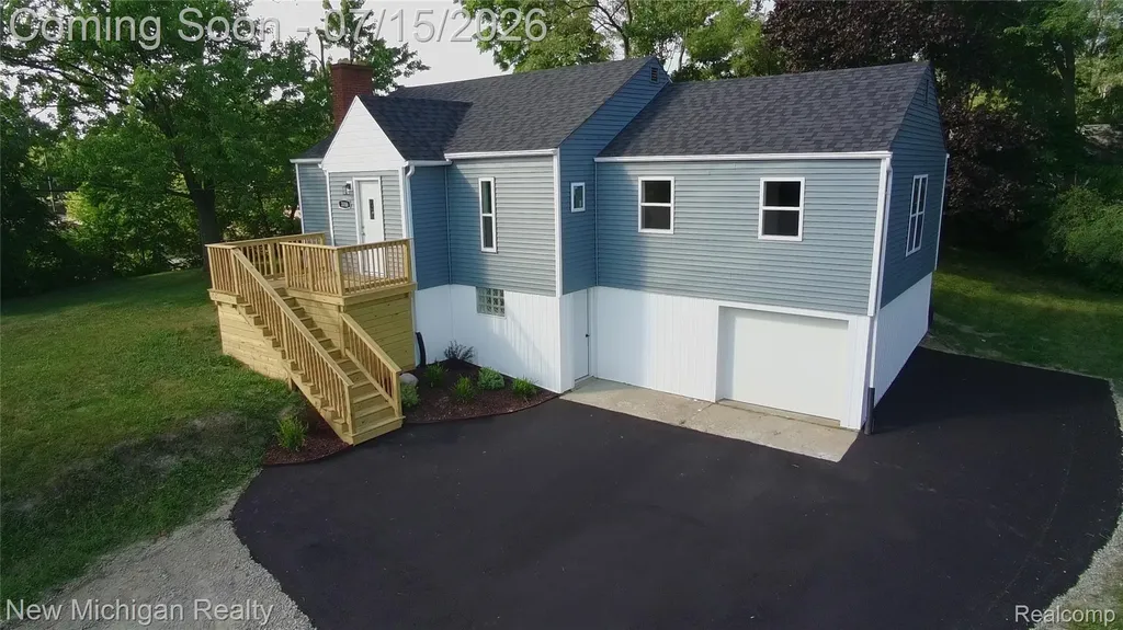 3186 E Grand Blanc Road Grand Blanc Charter Township MI 48439