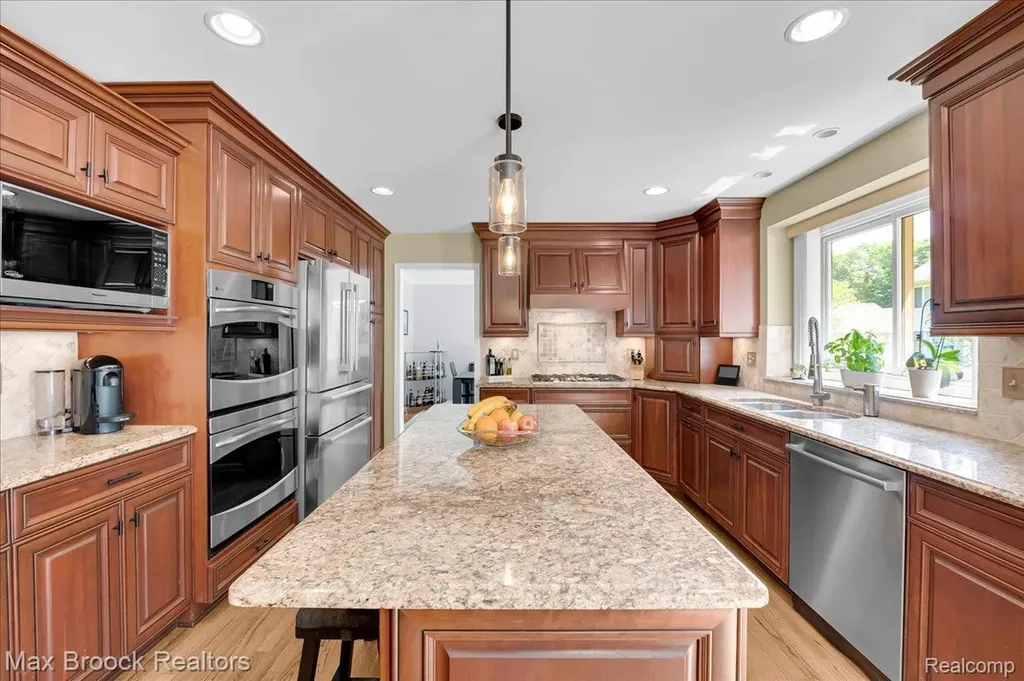 4086 Arcadia Drive Auburn Hills City MI 48326