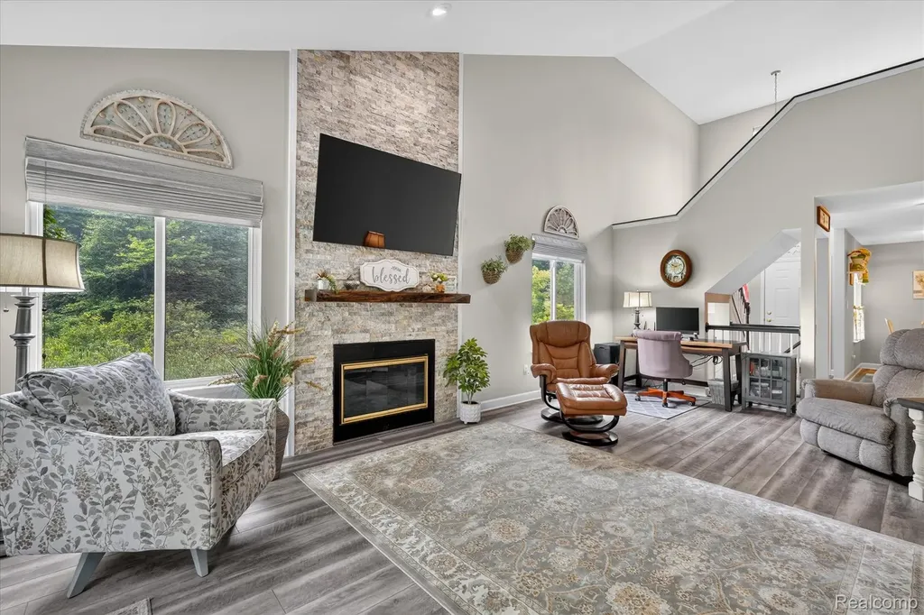 10499 Viewtop Court Hartland Township MI 48353