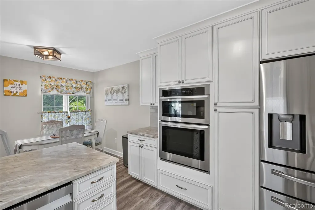 10499 Viewtop Court Hartland Township MI 48353