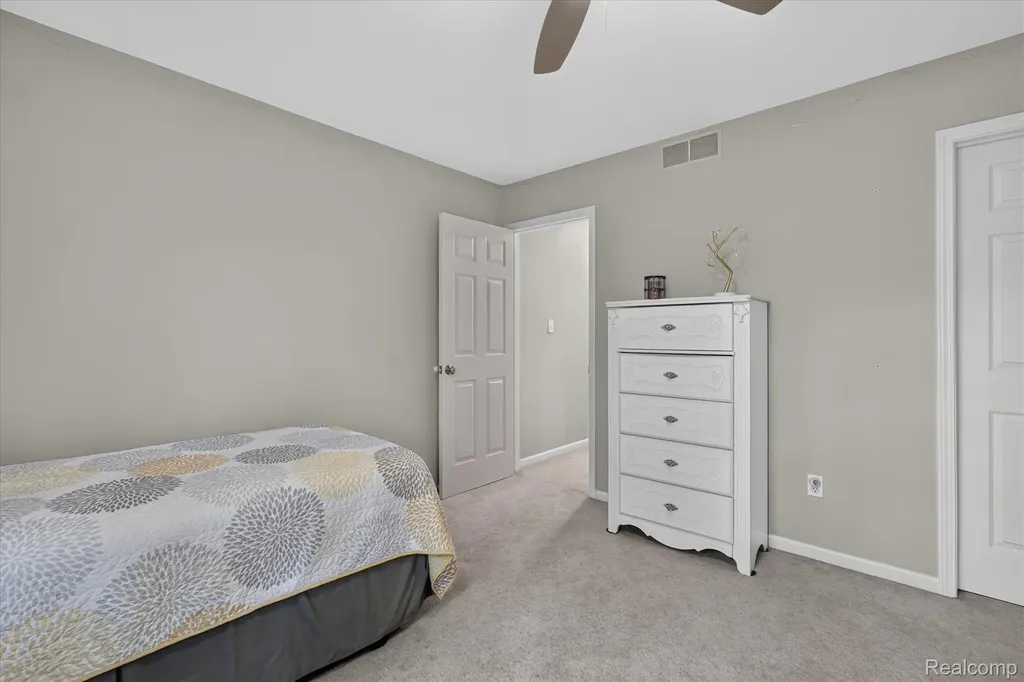 10499 Viewtop Court Hartland Township MI 48353