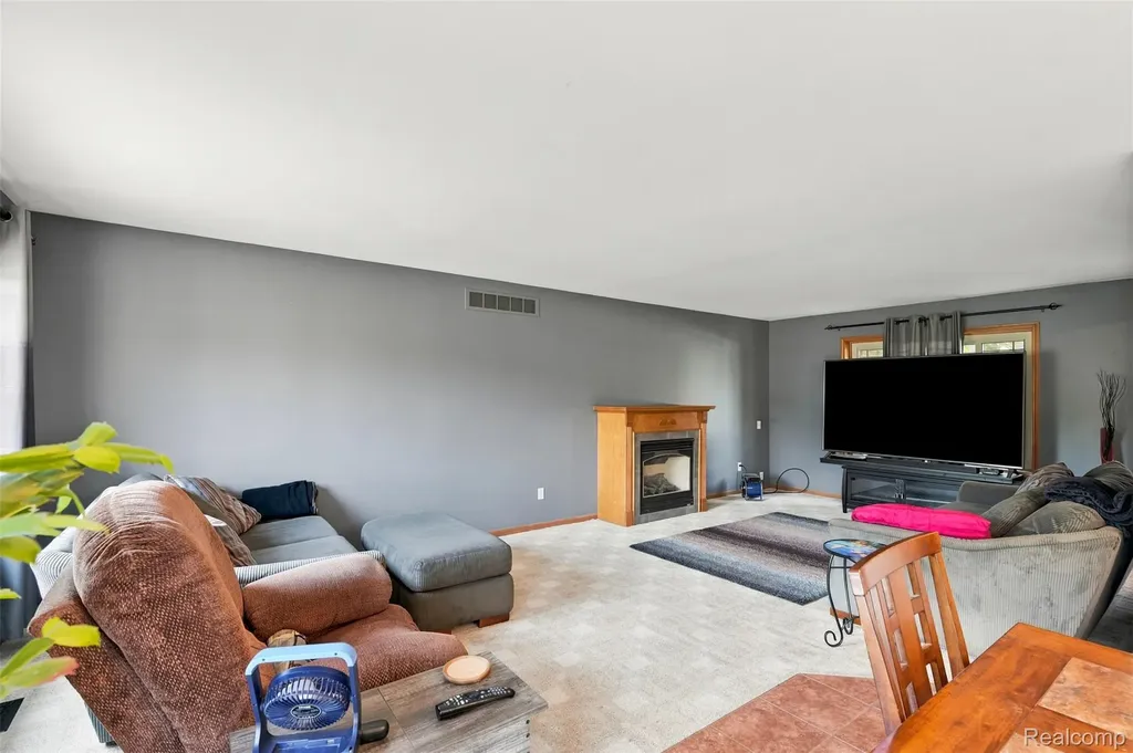 10780 Oxbow Lakeshore Drive White Lake Charter Township MI 48386