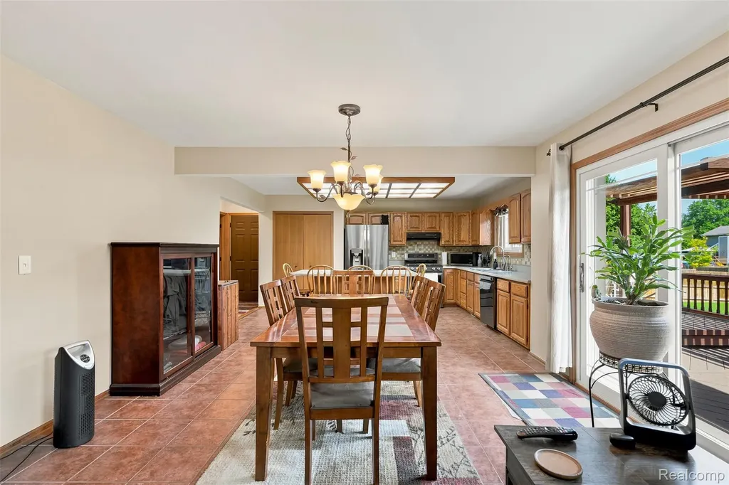 10780 Oxbow Lakeshore Drive White Lake Charter Township MI 48386
