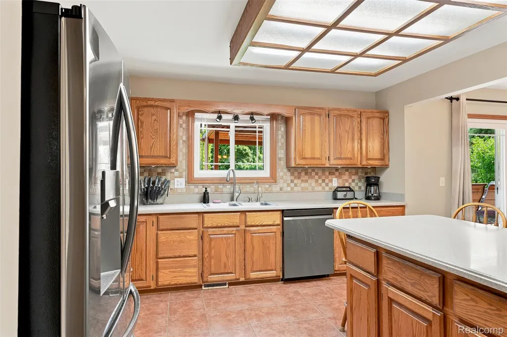 10780 Oxbow Lakeshore Drive White Lake Charter Township MI 48386