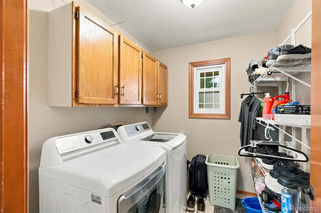 10780 Oxbow Lakeshore Drive White Lake Charter Township MI 48386