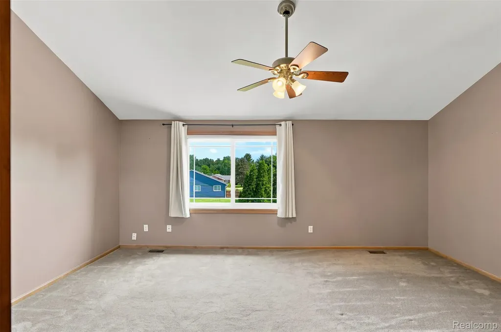 10780 Oxbow Lakeshore Drive White Lake Charter Township MI 48386
