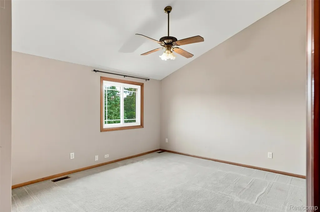 10780 Oxbow Lakeshore Drive White Lake Charter Township MI 48386