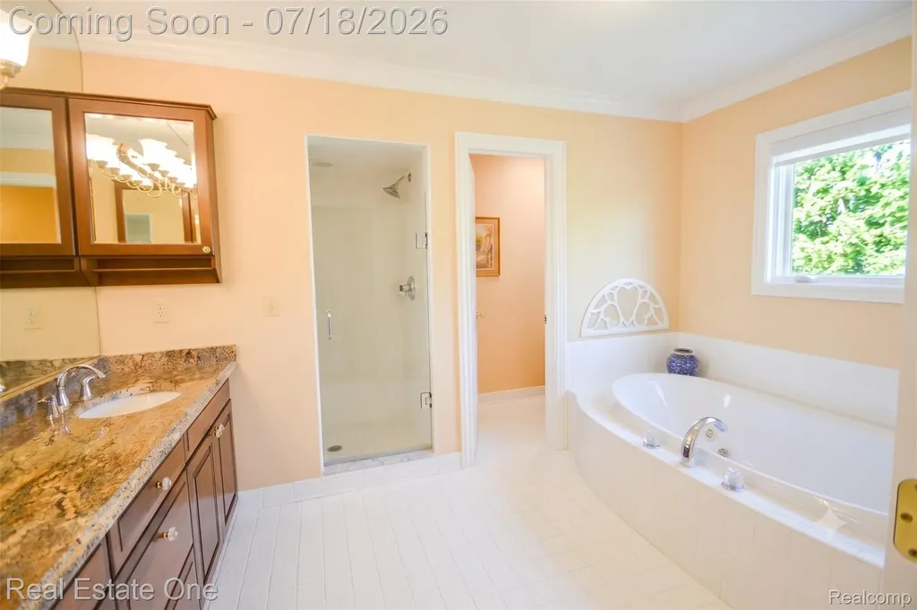 1793 Skyline Drive Rochester Hills City MI 48306