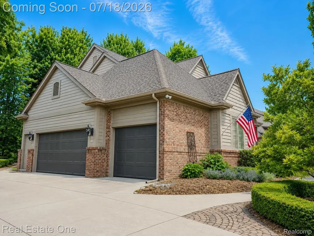 1793 Skyline Drive Rochester Hills City MI 48306
