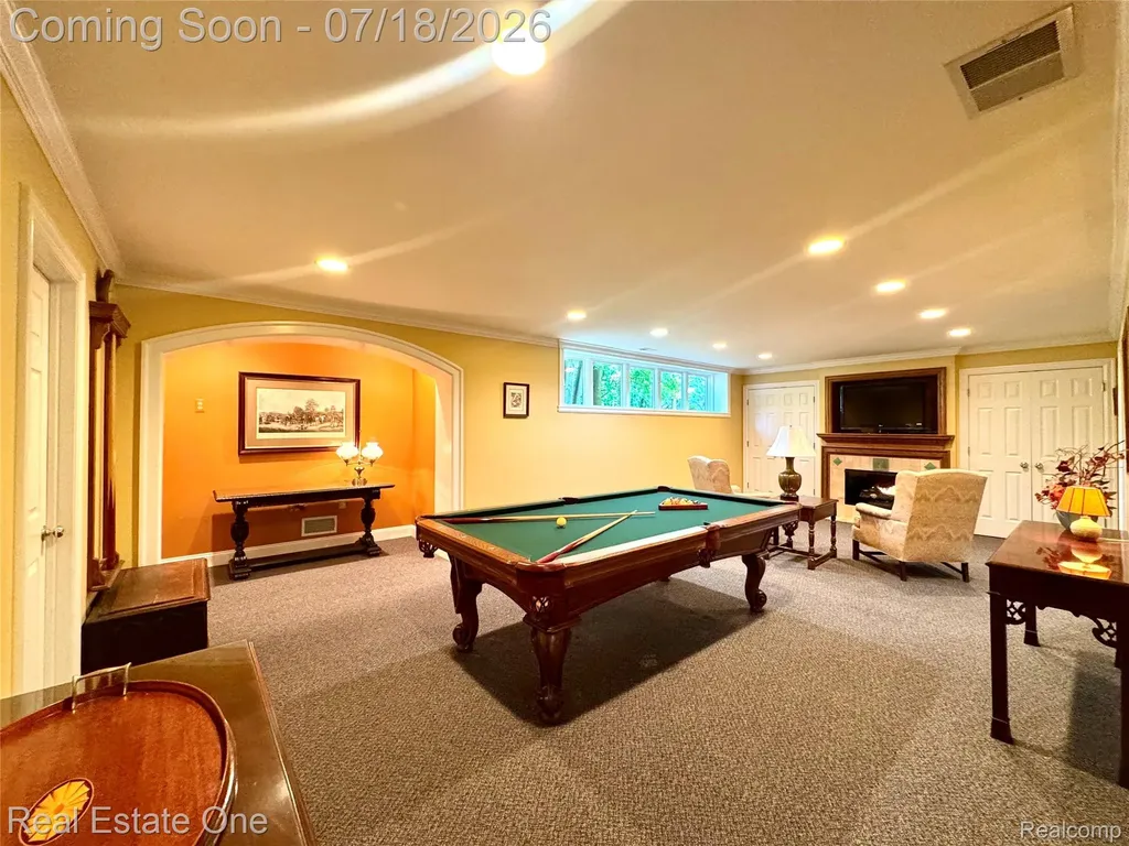 1793 Skyline Drive Rochester Hills City MI 48306