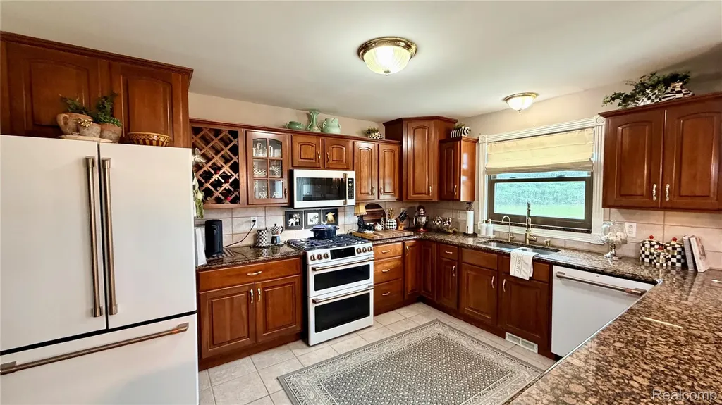 1205 Yule Road Addison Township MI 48367