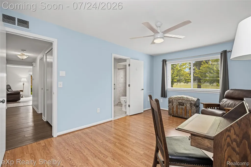 762 Country Club Drive St. Clair Shores City MI 48082