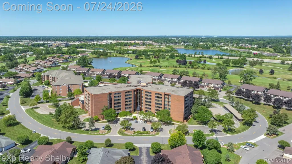 762 Country Club Drive St. Clair Shores City MI 48082