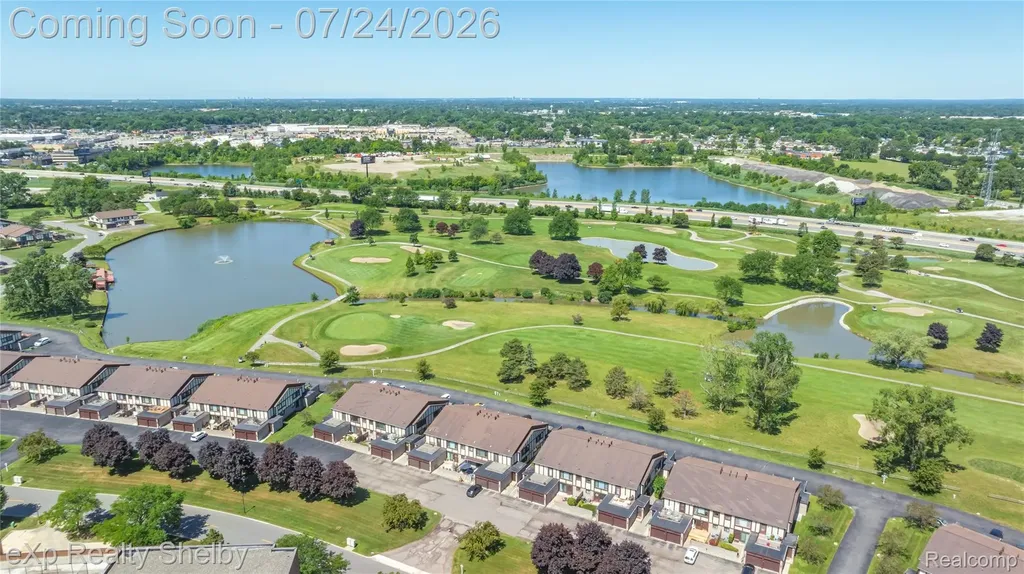 762 Country Club Drive St. Clair Shores City MI 48082