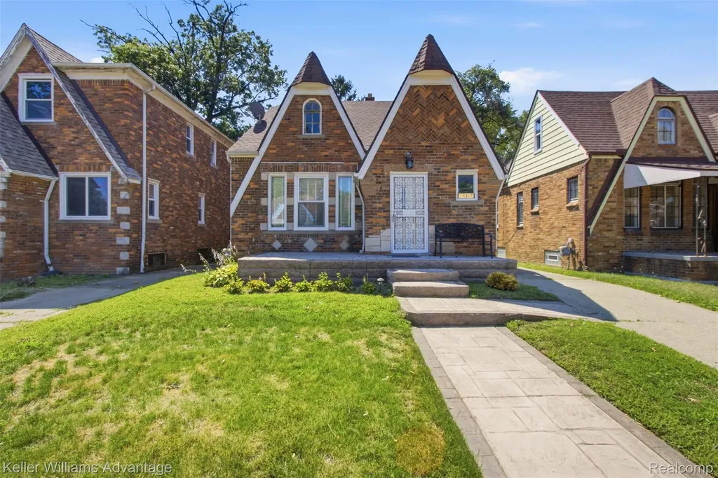 17317 Washburn Street Detroit City MI 48221
