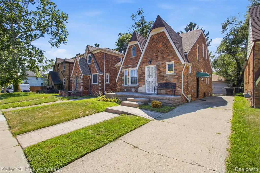17317 Washburn Street Detroit City MI 48221