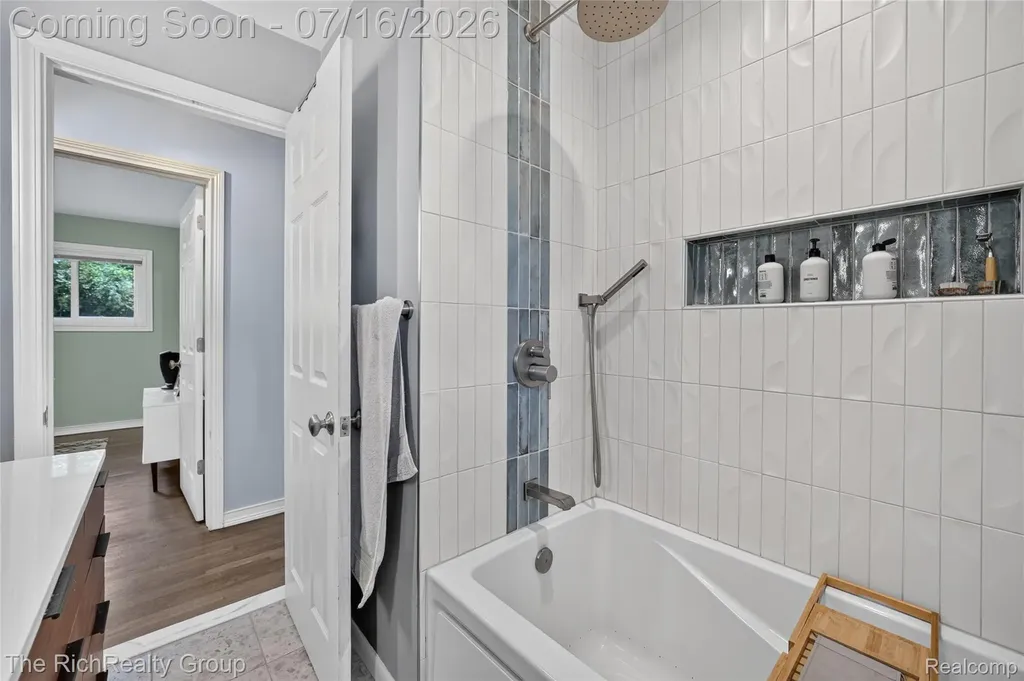32710 Briarcrest Knolls Farmington Hills City MI 48334