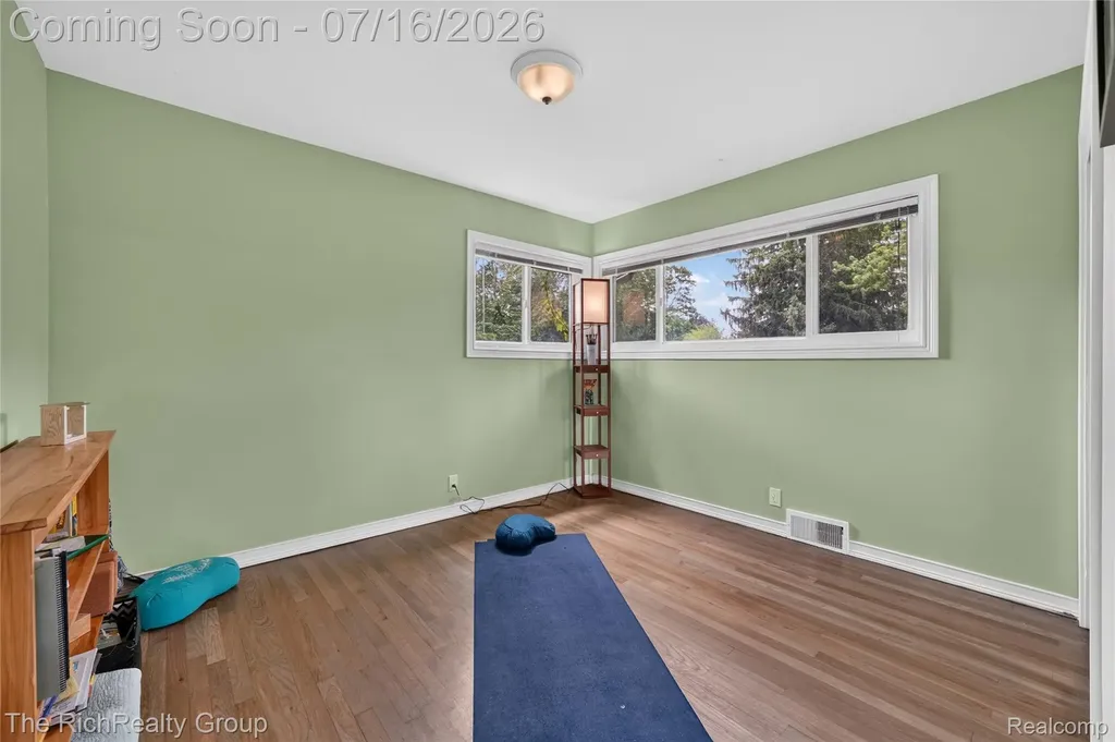 32710 Briarcrest Knolls Farmington Hills City MI 48334