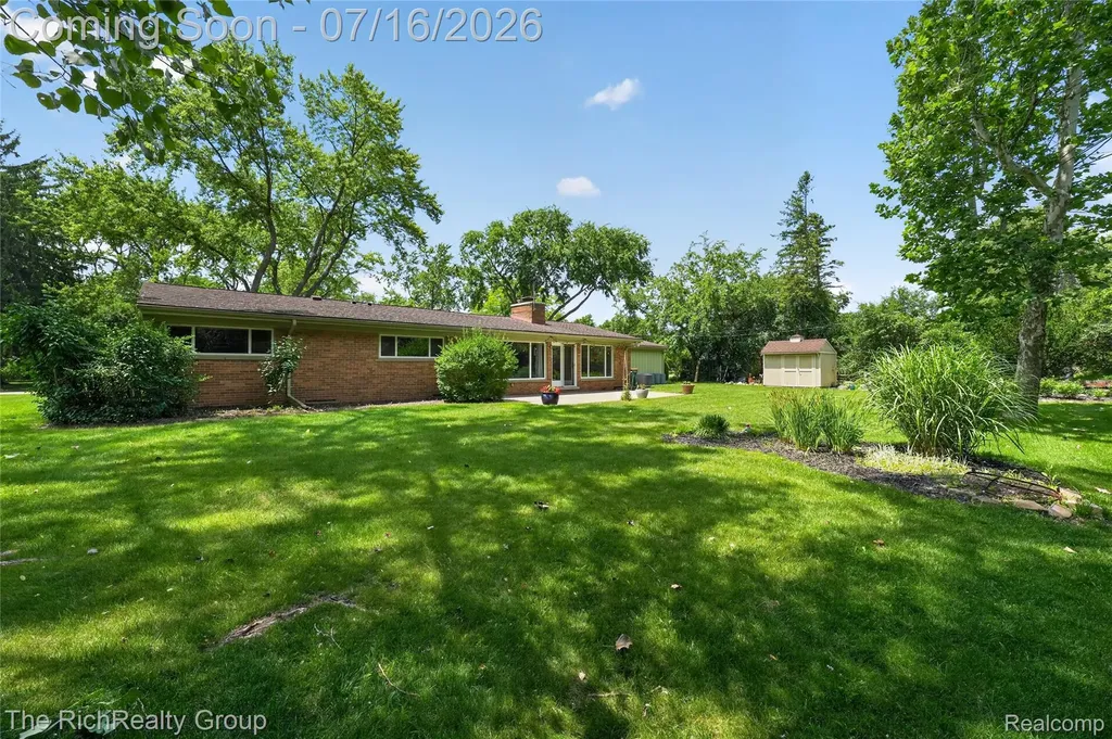 32710 Briarcrest Knolls Farmington Hills City MI 48334