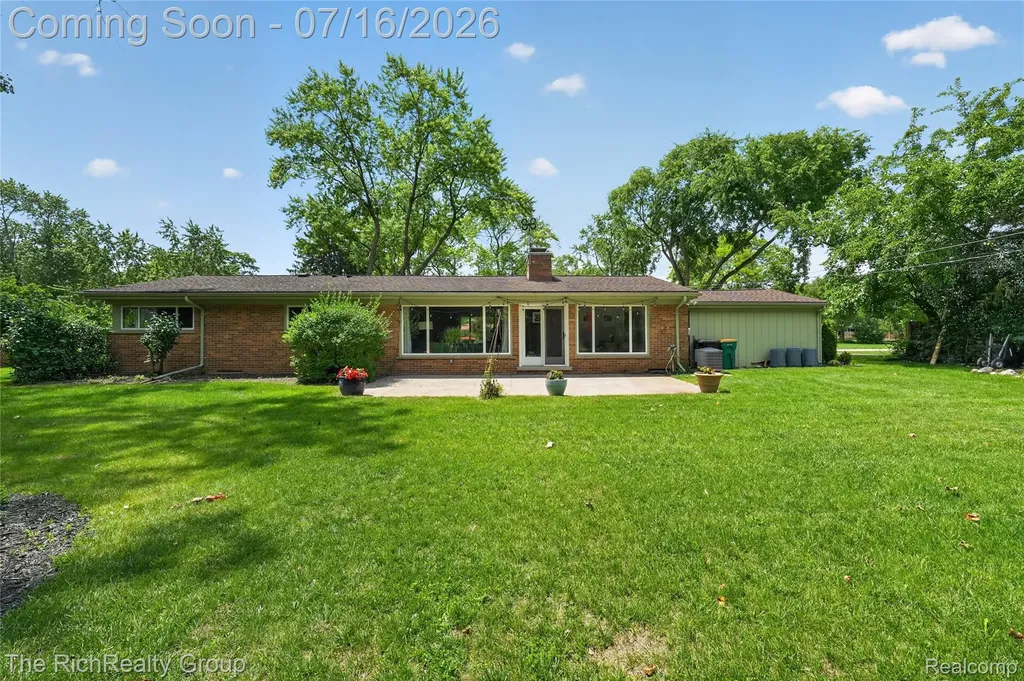 32710 Briarcrest Knolls Farmington Hills City MI 48334