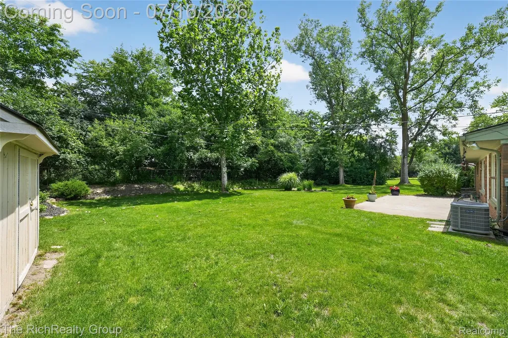 32710 Briarcrest Knolls Farmington Hills City MI 48334