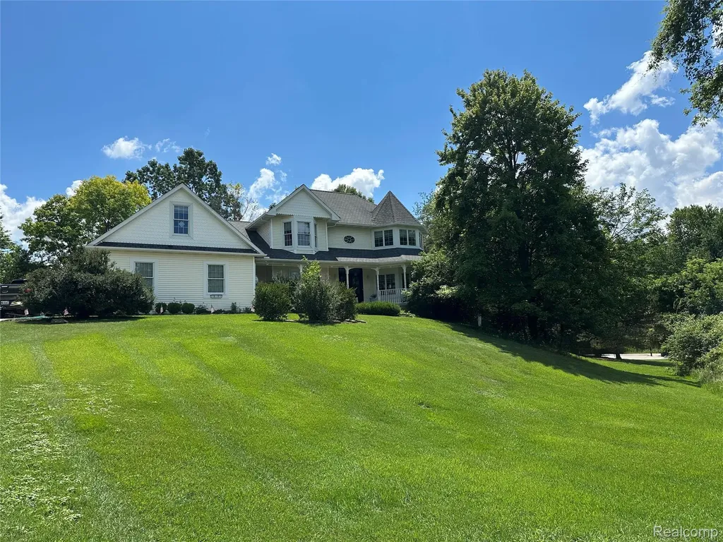 962 Hidden Valley Drive Orion Charter Township MI 48362