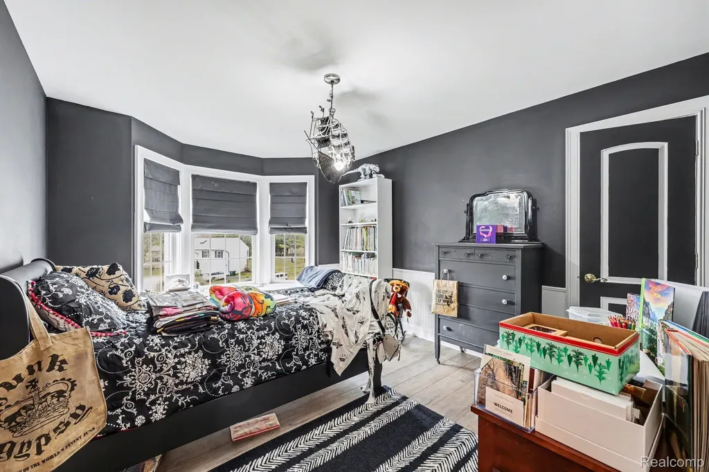 962 Hidden Valley Drive Orion Charter Township MI 48362