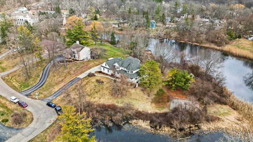 962 Hidden Valley Drive Orion Charter Township MI 48362